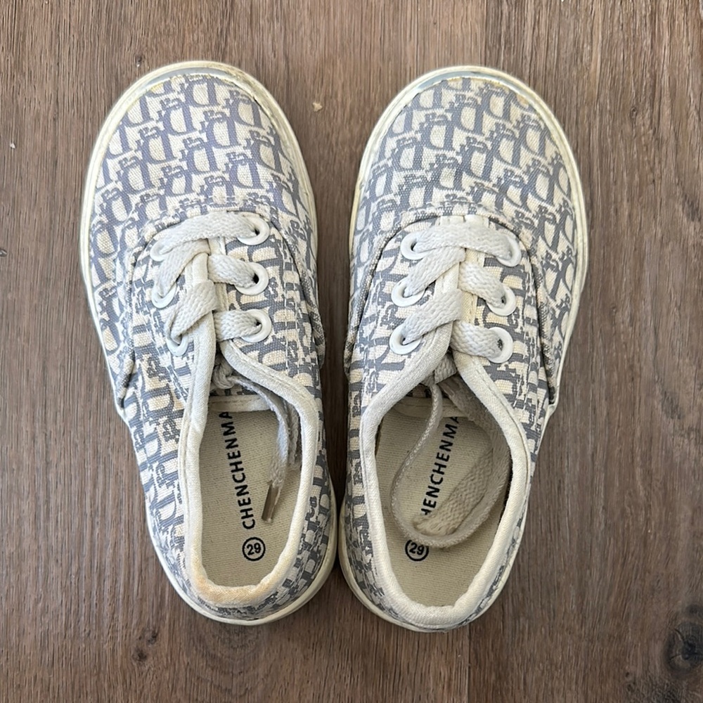 Kids Shoes - Cream and Gray